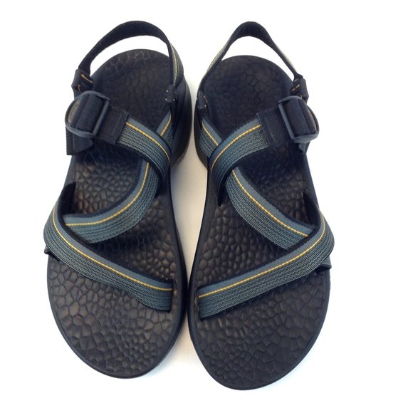 Chaco Updraft Bulloo Shadow Gray Striped Strappy Outdoor Sandals - Picture 4 of 15